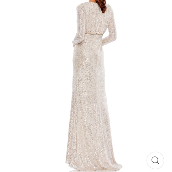Mac Duggal Sequined Long Sleeve Ruched waist Gown Size 12 - Picture 2 of 4